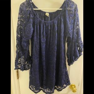 Women’s lace tunic